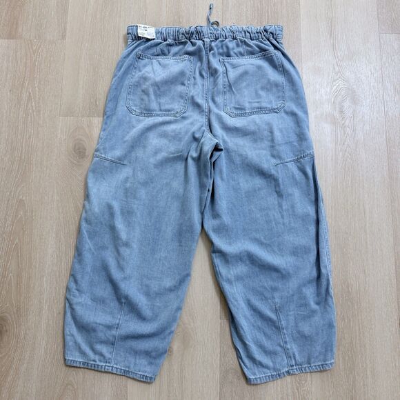 WE THE FREE Silverton Puddle Pull On Barrel Jeans Blue Relaxed Fit Denim L NWT - Picture 3 of 16